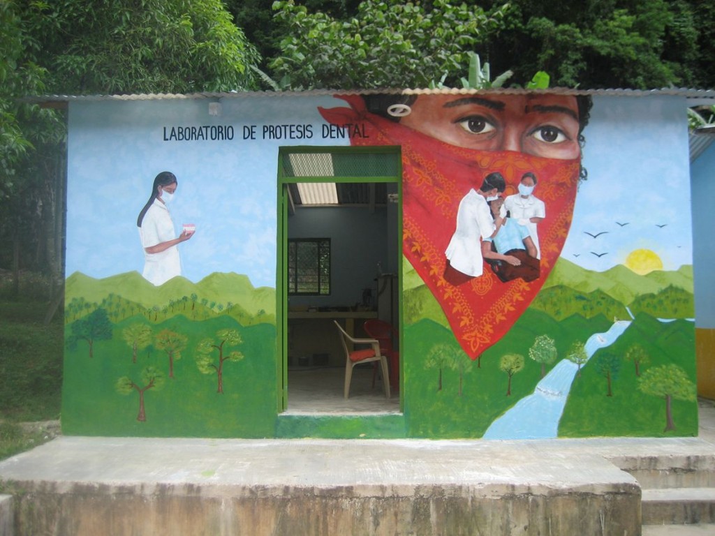 Ζαπατιστικό οδοντοτεχνείο Caracol La Realidad Zona Selva Fronteriza Chiapas